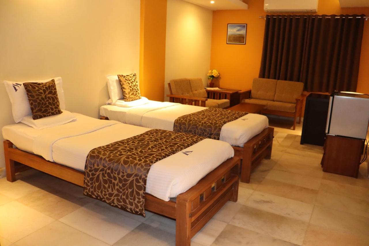 Hotel Madhuvan Serai Manipal Esterno foto
