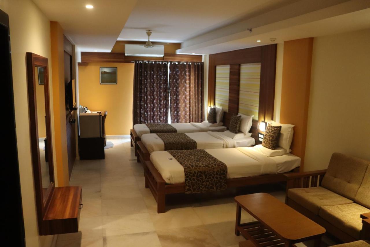 Hotel Madhuvan Serai Manipal Esterno foto