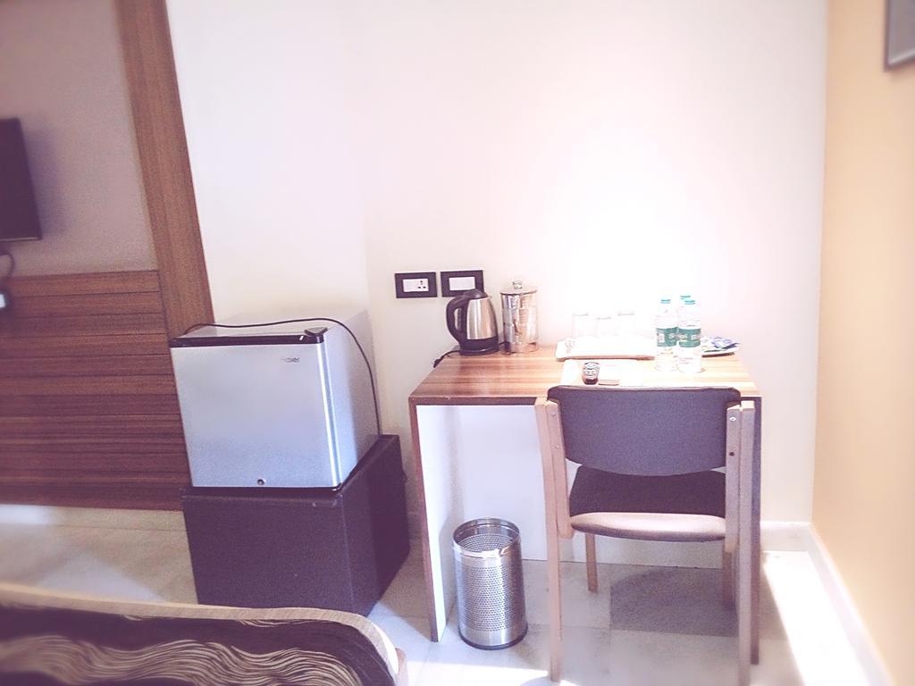 Hotel Madhuvan Serai Manipal Esterno foto